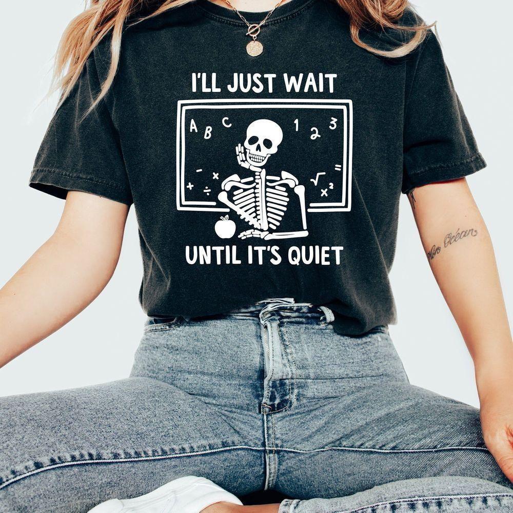 Retro Teacher Halloween Vuitino Shirt